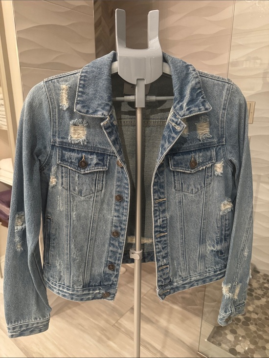KanCan Jackets & Blazers - KanCan Women’s Blue Distressed Denim Jacket Small